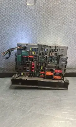 BMW X1 E84 Fuse box set 911944606 9119446