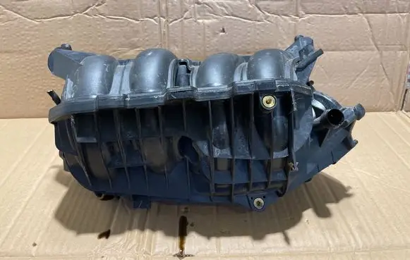 Citroen C3 Picasso Intake manifold V754485580