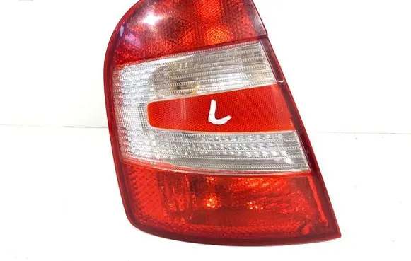 Skoda Fabia Mk1 (6Y) Rear/tail lights 6Y6945095D
