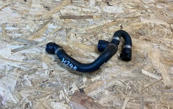 BMW 1 F20 F21 Engine coolant pipe/hose 8616531