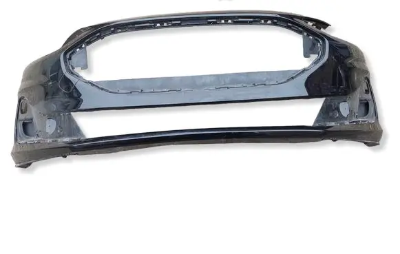 Ford Focus Front bumper NX7B17C831AA