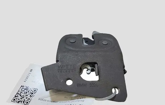 BMW 5 G30 G31 G38 Seat back rest lock catch 7112864
