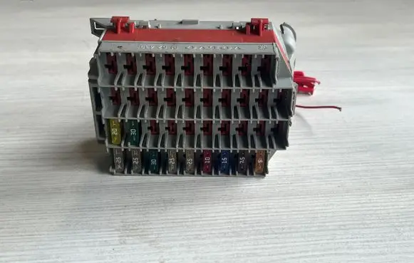 Volvo S60 Fuse box set 9162439