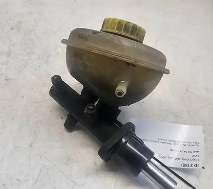 Master brake cylinder