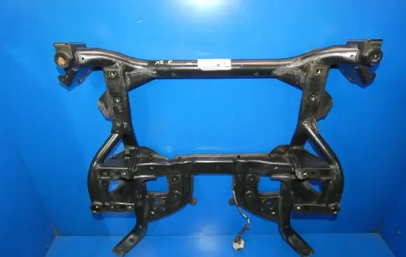 Jaguar XE Front subframe GX735C145AC