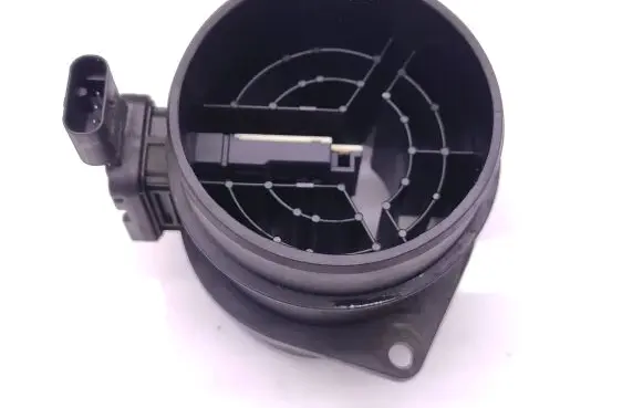 Mercedes-Benz Sprinter W906 Mass air flow meter A6519050500 LM0042
