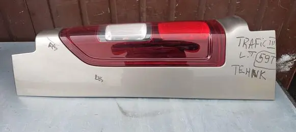 Renault Trafic III (X82) Rear/tail lights 265A63253R