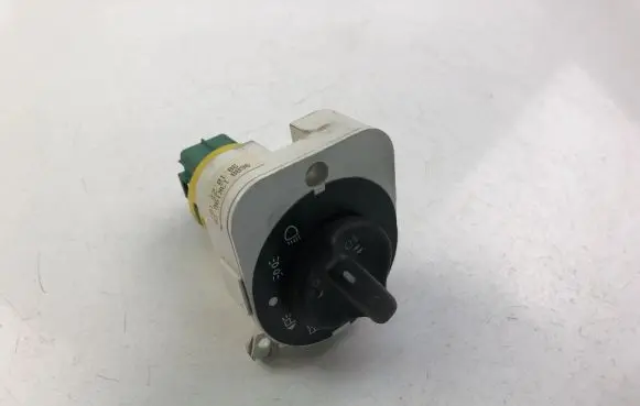 Light switch