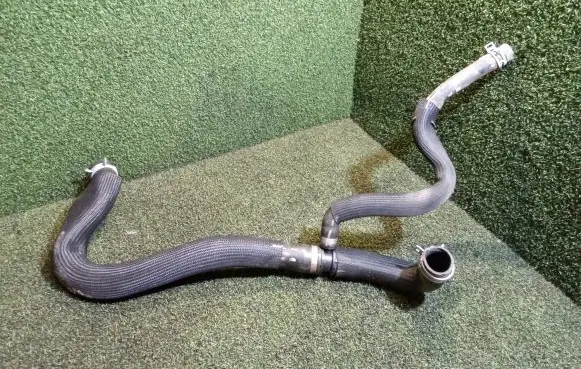 Opel Vivaro Engine coolant pipe/hose 215035931R 1341004955A0
