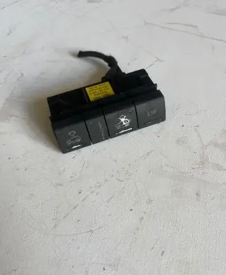 Audi A6 Allroad C5 Suspension ride height/mode switch 4Z7927139A