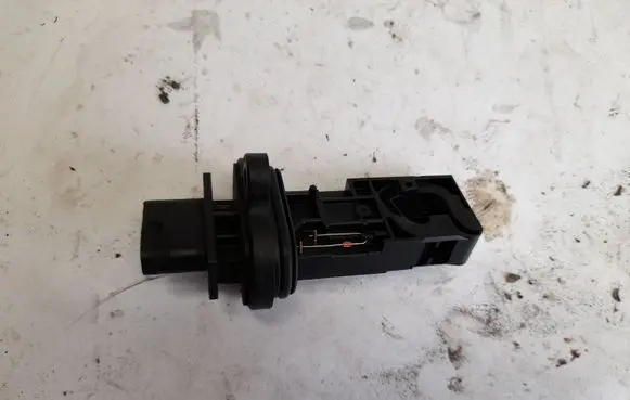 BMW X6 E71 Mass air flow meter 7566990
