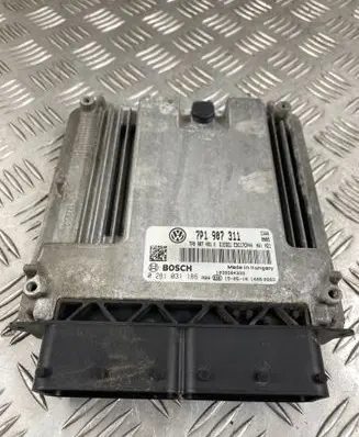 Volkswagen Touareg II Engine control unit/module 7P1907311