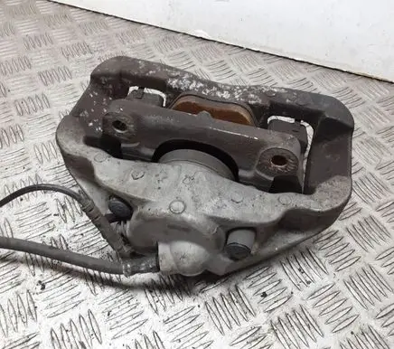 BMW 5 E60 E61 Front brake caliper 11819000671 2868R