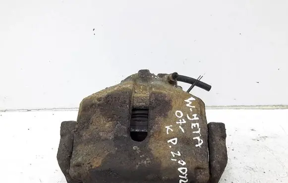 Volkswagen Jetta V Front brake caliper