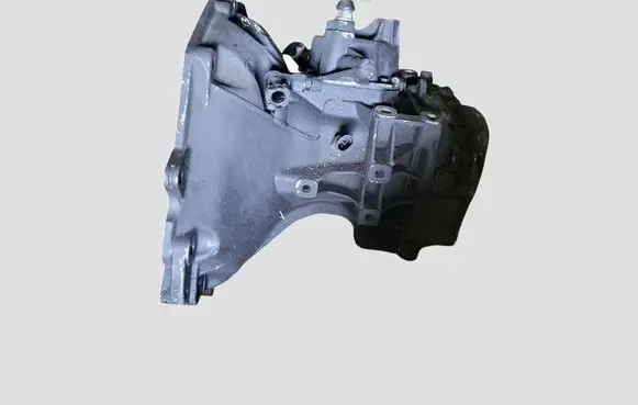 Opel Corsa D Manual 5 speed gearbox 55355489