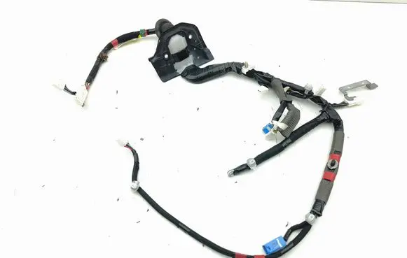 Lexus CT 200H Front door wiring loom 8215276130 R47S8YU0S85