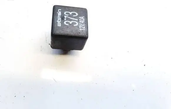 Volkswagen PASSAT B5.5 Other relay 8D0951253A 373