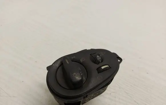 Ford Focus Light switch 98AG13A024AH 000324A 04052504