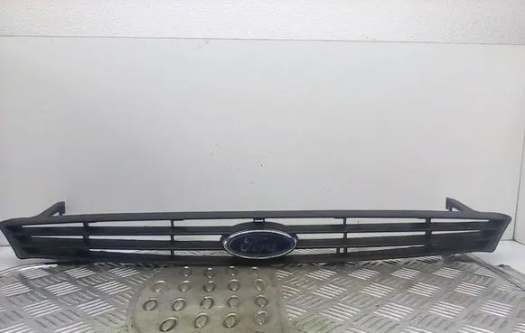 Ford Focus Front grill 98AB8200A