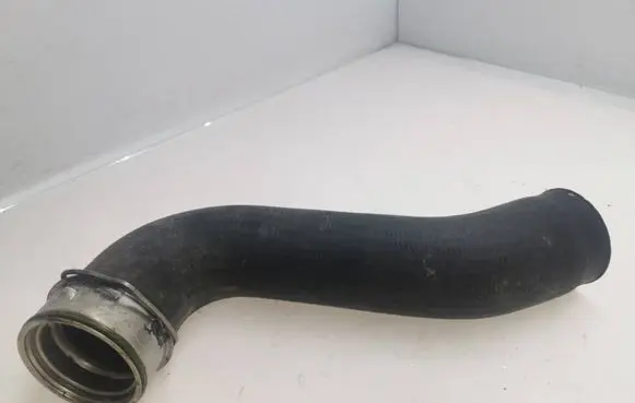 Volkswagen Golf VI Intercooler hose/pipe 1K0145762T 1K0145832F