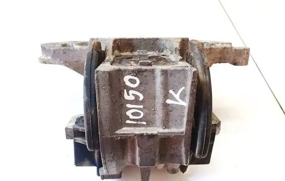 Citroen C5 Engine mount bracket 326895