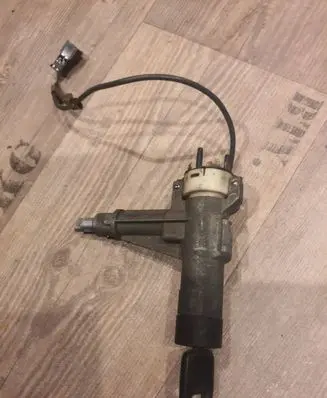 Audi A6 S6 C4 4A Ignition lock 4A0905851E