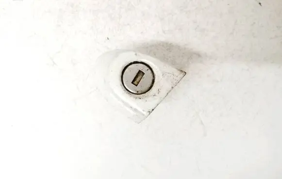 BMW X5 E70 Front door lock (next to the handle) 
