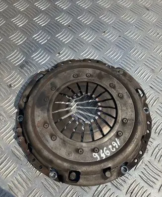 Opel Astra H Pressure plate MEC15049789