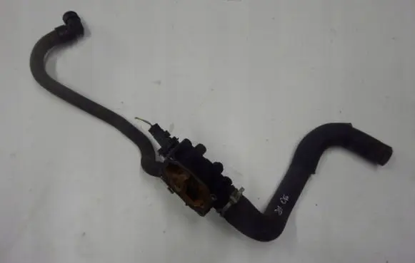 Peugeot 207 Engine coolant pipe/hose 98041603