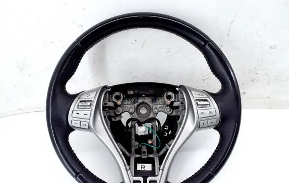 Nissan X-Trail T32 Steering wheel