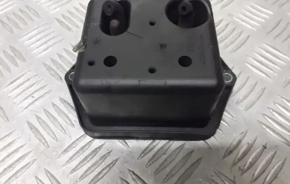 Opel Vectra C Vacuum air tank 