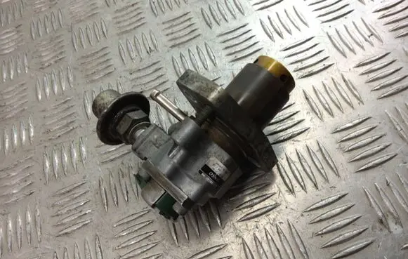 Lexus LS 460 - 600H Fuel injection high pressure pump 231003810
