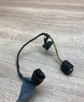BMW 5 E39 Plug wire 8376876