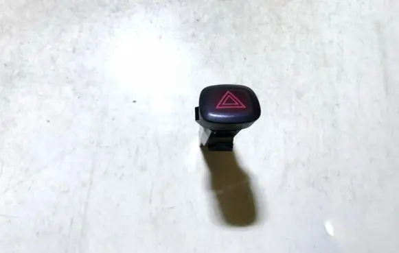 Volvo S80 Hazard light switch 9168302