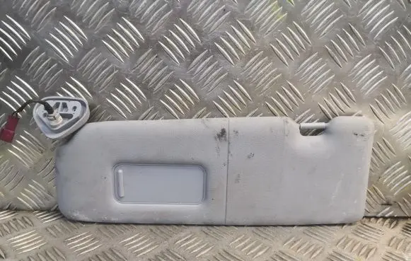 BMW 1 E81 E87 Sun visor