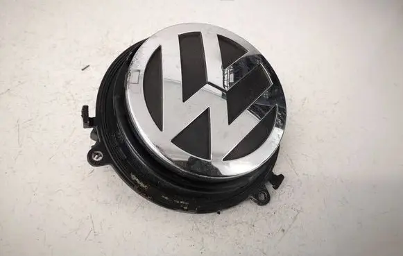 Volkswagen PASSAT B6 Tailgate/trunk/boot exterior handle 1K0827469G