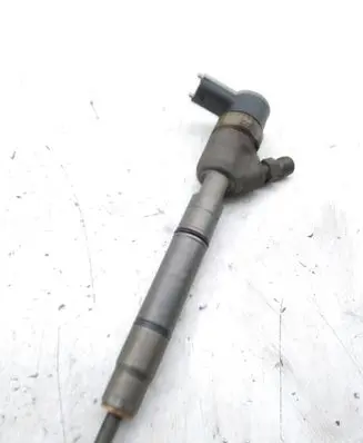 Hyundai i40 Fuel injector 338002A800 0445110411