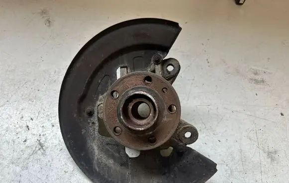 Volvo XC60 Front wheel hub spindle knuckle