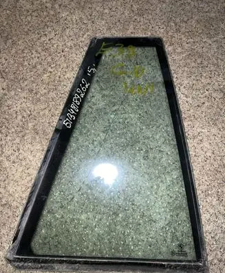 BMW 5 E39 Rear vent window glass 51348189262