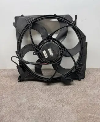 BMW X3 E83 Electric radiator cooling fan 6925702 67326925702
