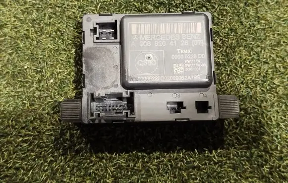 Volkswagen Crafter Door control unit/module A9068204126