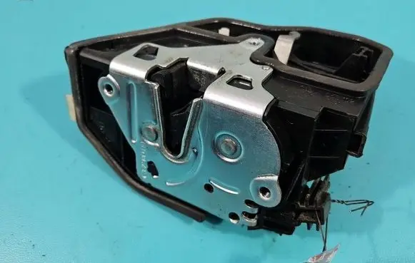 BMW 3 F30 F35 F31 Front door lock 7229461 IMPRK1594680