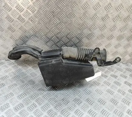 Lexus CT 200H Air intake duct part 1775137100 1775237060