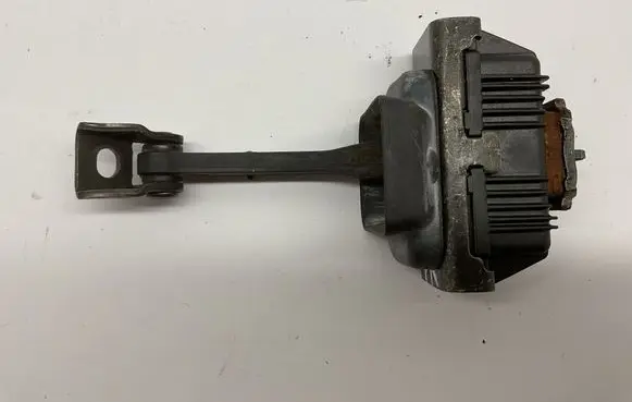 Land Rover Range Rover L322 Front door check strap stopper BDH760022