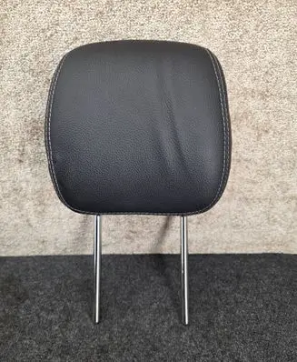 Mercedes-Benz C W205 Front seat headrest 