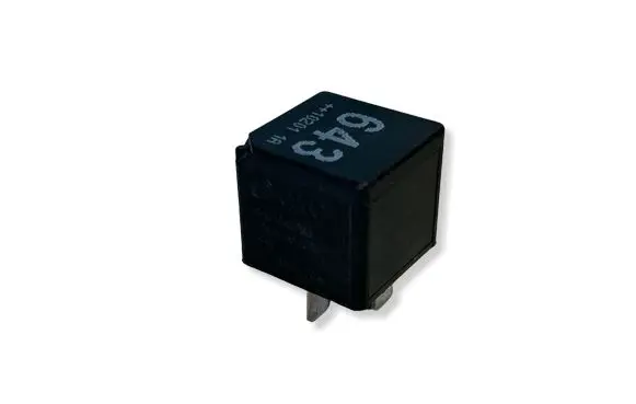 Audi A6 S6 C6 4F Other relay 8K0951253