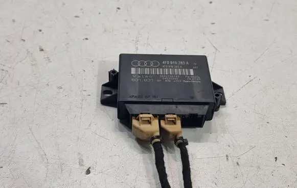 Audi A6 S6 C6 4F Parking PDC control unit/module 4F0919283A