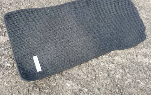 Mercedes-Benz C W203 Front floor mat 