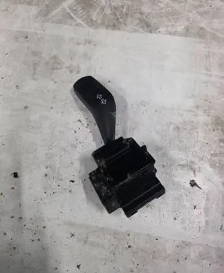 Ford Transit Wiper control stalk 17D940