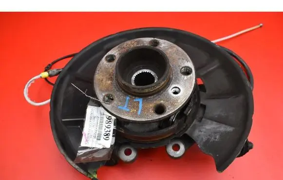 BMW 7 F01 F02 F03 F04 Front wheel hub spindle knuckle